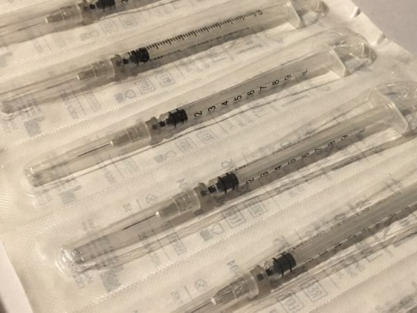 covid-immunization-syringes-needle-tips-spin-on-sterile-vetbymail