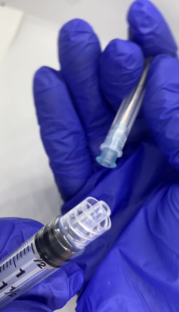 easy touch fluringe fiplock safety syringe